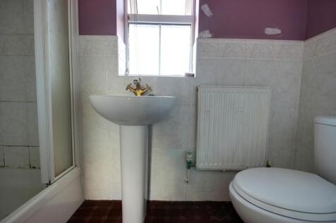 1 Bed 1 Ensuite