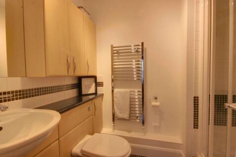 Ensuite shower room