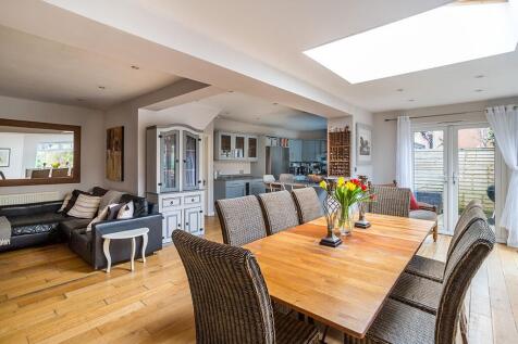 Kitchen Family Room