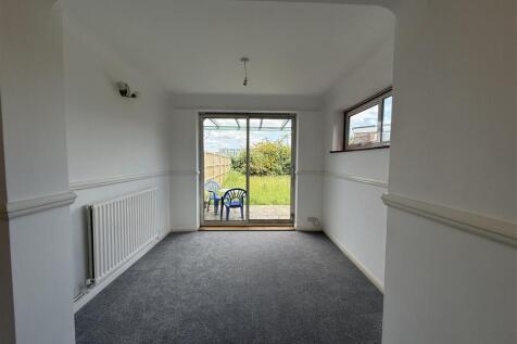 dining room.jpg