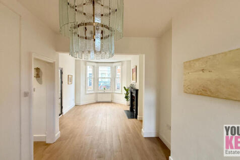 Folkestone Estate Agents, Your Key Move - Victoria