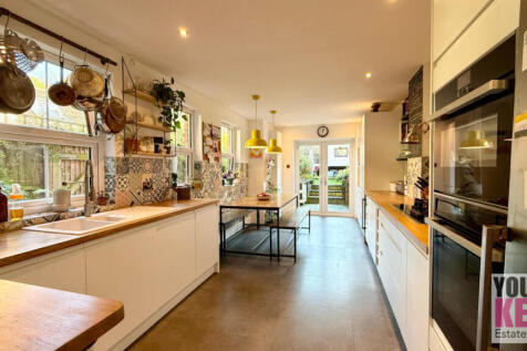 Your Key Move Estate Agents in Folkestone - Broadm
