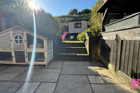 Your Key Move Estate Agents in Folkestone - Broadm
