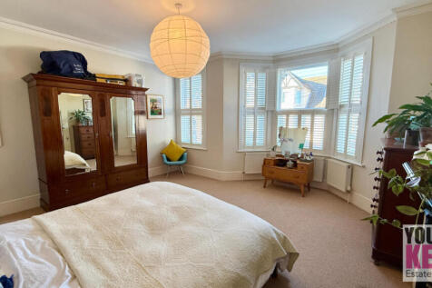 Your Key Move Estate Agents in Folkestone - Broadm