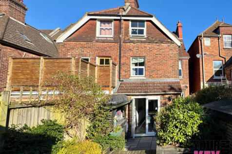 Your Key Move Estate Agents in Folkestone - Broadm