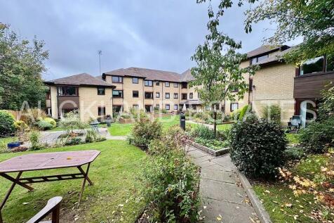 IMG_9966-17605332...