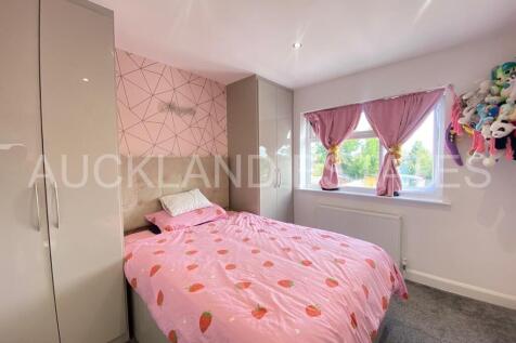 8b207c85-5fca-461...