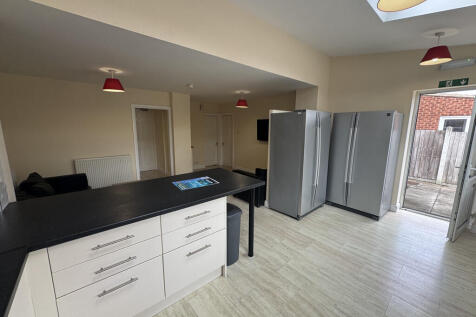 20250903_13020996...