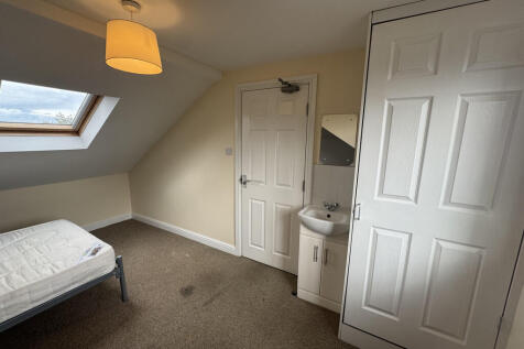 20250903_12591609...