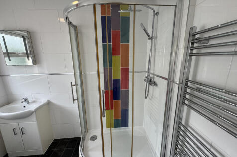 20250731_09354106...