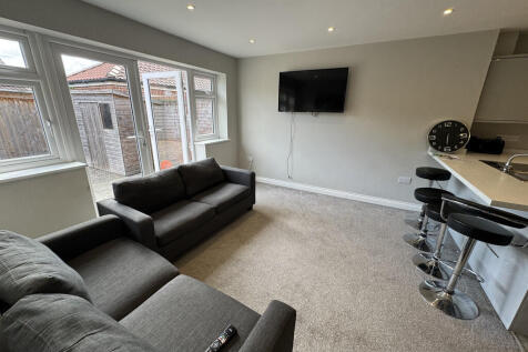 20250802_09411496...