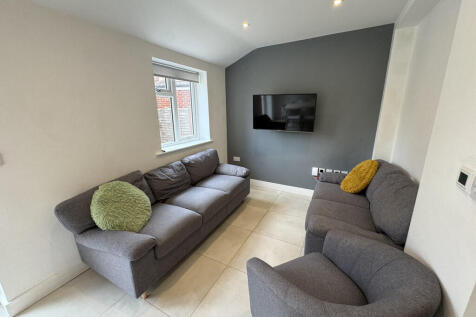 20250718_08384300...