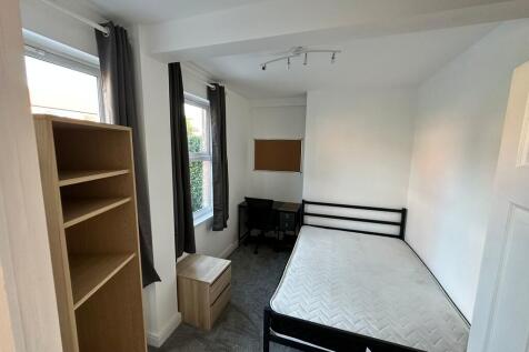 7f81c2af-ab20-408...