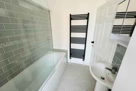 9fca0067-6827-472...