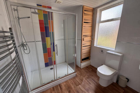 20250721_09460402...