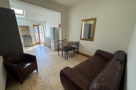 20250812_14302178...