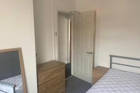 IMG-20241128-WA00...