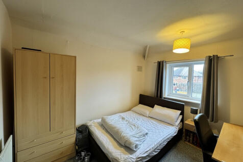 Cromer St Bedroom...