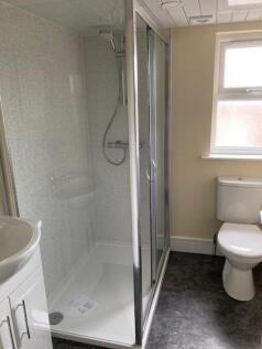 21 stanley bathro...