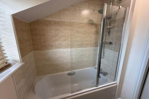 IMG-20250801-WA00...