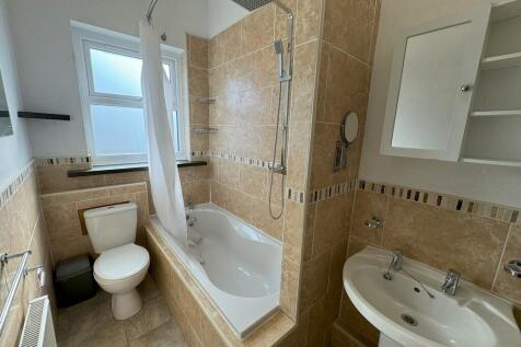 20240802_08405644...