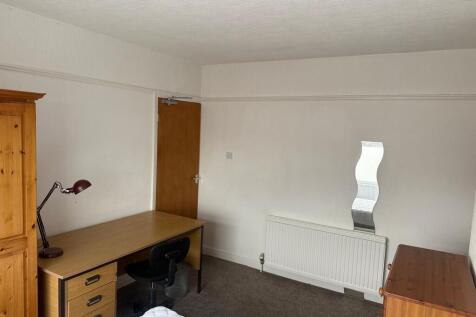 ce8e7752-2dee-4b2...