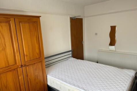 dab64211-c3f7-44d...