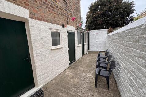 20250624_10175668...