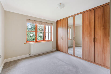 WONHAM PLACE, 8 (...
