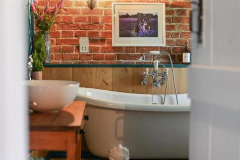 PT-RED-CherryTreeCottage-37.JPG