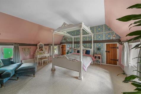 PT-RED-CherryTreeCottage-8.JPG