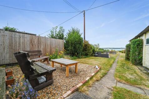 PT-RUP-8HarwichRd-36.jpg