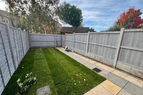 WhatsApp Image 2025-10-08 at 11.27.32_31523763.jpg