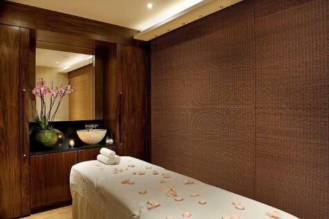 Treatment Room.jpg