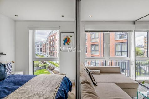 Bedroom-Reception