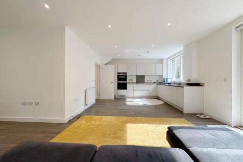 Reception/Kitchen