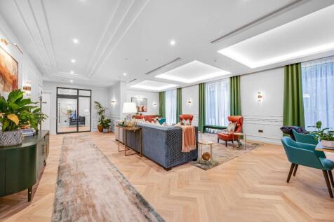 Access To The Residents Lounge