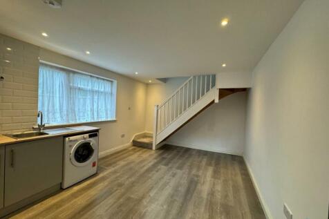 Large 1 Bedroom House