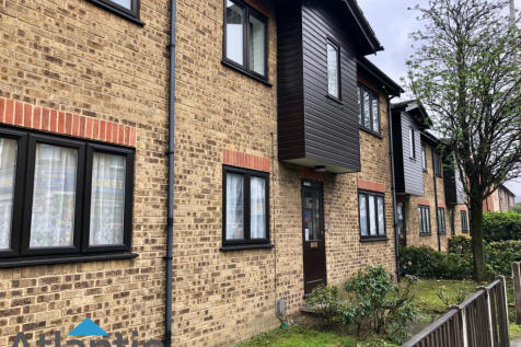 1 Bedroom 1st floor flat