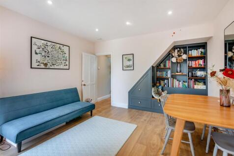 8653382-interior04.jpg