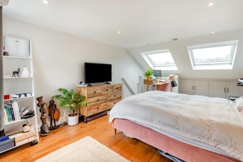 8653382-interior15.jpg