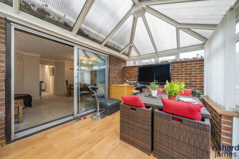 cd3f7e25-a382-44d...