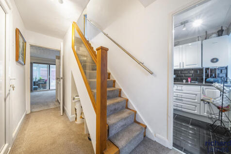 8f6e88c9-c262-425...