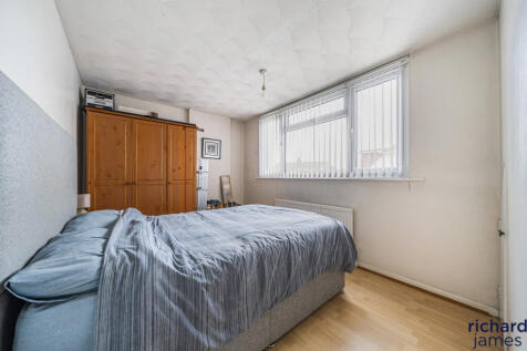 c3ec8f24-1082-427...