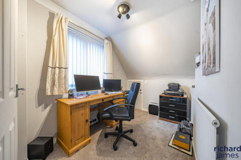 c27cb5ac-f553-435...