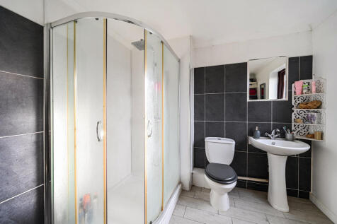 137285266903341444878