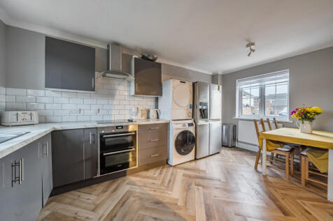 137660210690b71e5e0be2