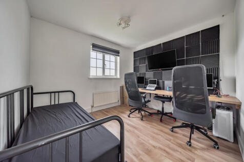 137660216690b727b22dd4