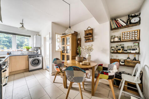 1376066126909f25d793d7