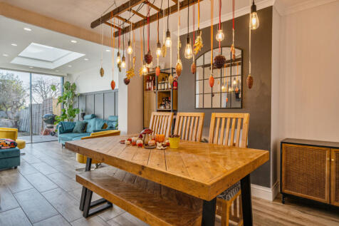 13816135691b72523bbc2